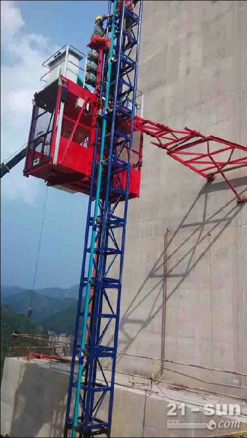 川建助力六廣河特大橋建設，八臺設備彰顯國產工程機械實力